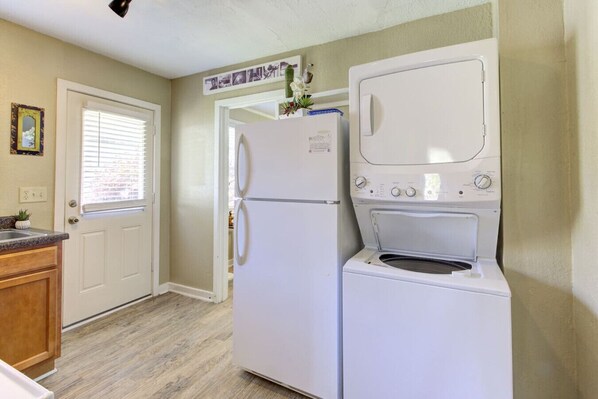 Unclassified image, 1 of 30, button