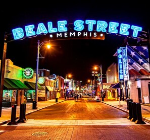 Luokittelematon kuva, 2 kautta 30, painike