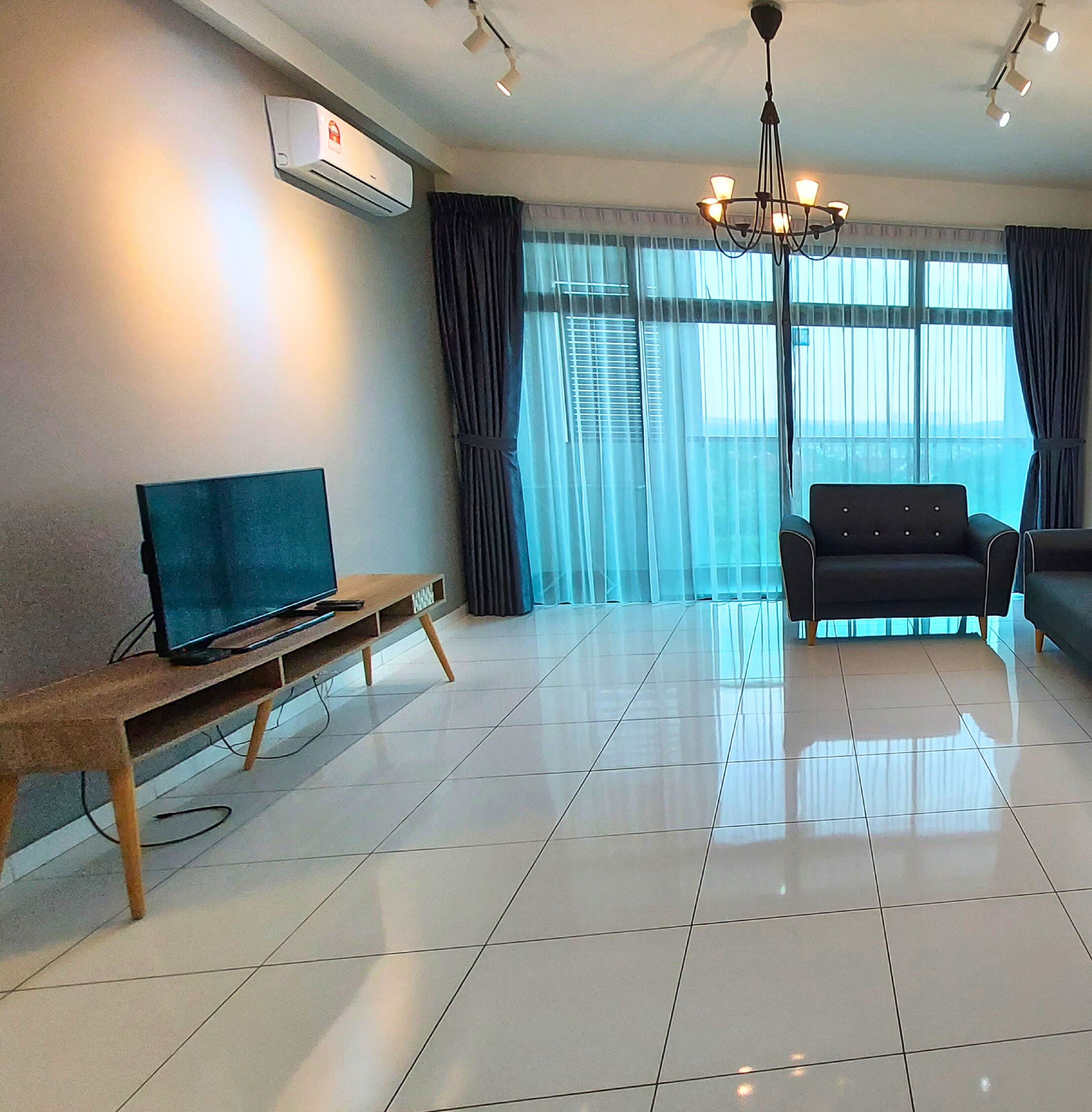 Apartment, 3 Bedrooms | Ruang tamu | TV skrin rata 
