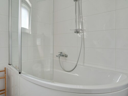 Exotic Villa in Čepelovac with Swimming Pool 