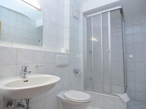 Apartment | Badezimmer