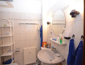 Apartment | Bathroom - Wohnung in Usseln Nahe Skiliften (Willingen)
