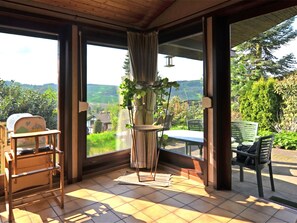 Fireplace - Quietly Situated House in the Hennetal With Fireplace, Terrace and Garden (Meschede)