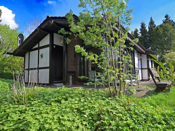 Exterior - Quietly Situated House in the Hennetal With Fireplace, Terrace and Garden (Meschede)