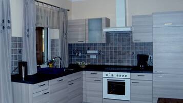 Bungalow | Dapur pribadi | Kursi makan untuk bayi