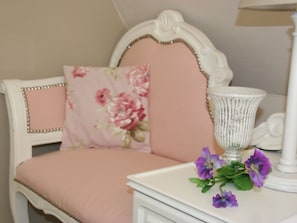 9 bedrooms, minibar, individually furnished, bed sheets - Plush Villa in Schutzbach with Sauna, Hot Tub, Bar (Schutzbach)