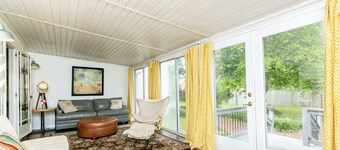 Oak River Company Farmhouse