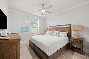 4 bedrooms, hypo-allergenic bedding, iron/ironing board, WiFi - Shearwater Chateau with Low-Speed Vehicle, Heated Pool, and Cornhole Field (Miramar Beach)