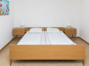 House | Room amenity