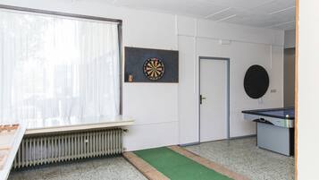 House | Game room