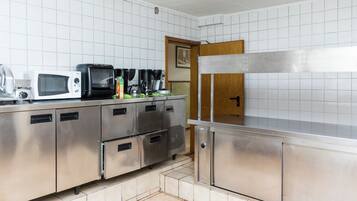 House | Dapur peribadi | Kerusi tinggi