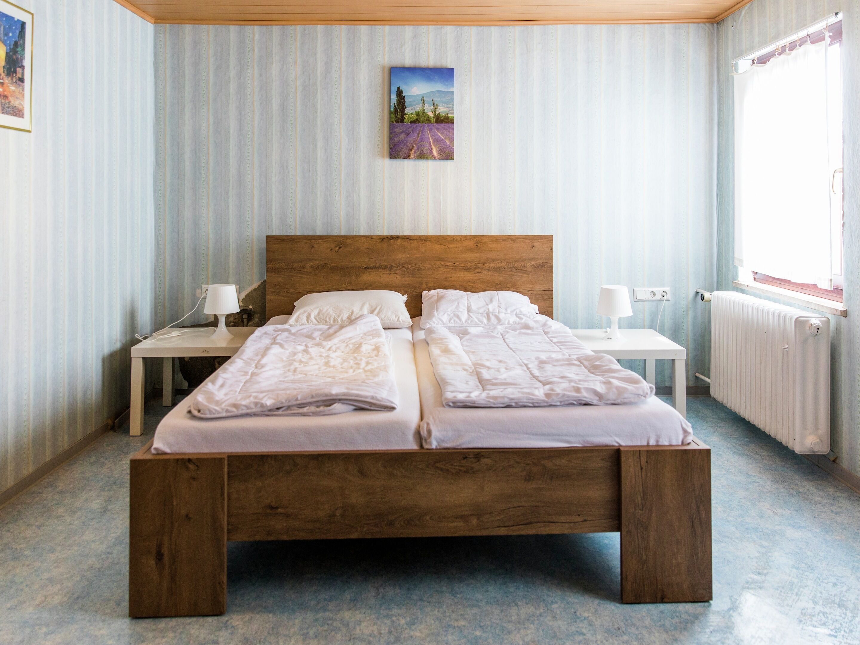 Rumah | 14 kamar tidur dan dilengkapi dengan perabotan berbeda-beda