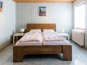 Maison | 14 chambres, ameublement personnalisé