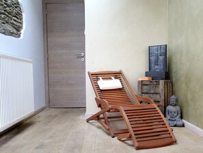 4 Schlafzimmer, Babybetten, individuell eingerichtet