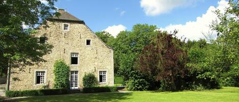 House | Exterior