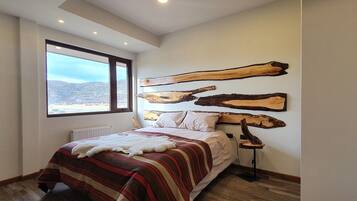 Double Bed Room | Sengetøy