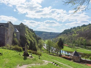Exterior - Beautiful Holiday Home in Sensenruth With Sauna (Bouillon)