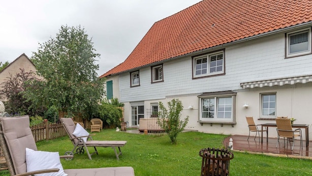 Exterior - Modern Apartment in Wulften am Harz With Terrace (Wulften am Harz)