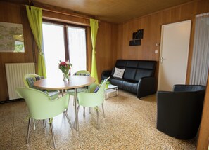 House | Living room - Peaceful Garden Hideaway (Froidchapelle)