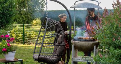 Peaceful Garden Hideaway