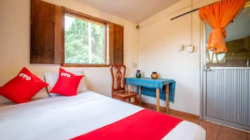 Standard-Vierbettzimmer | Schallisolierte Zimmer, kostenloses WLAN, Bettwäsche