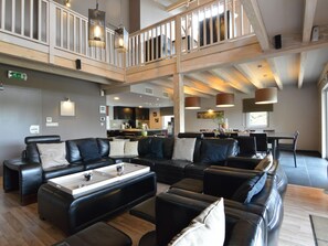 Villa | Living area - Luxurious Villa in Nadrin Belgium with Sauna & Hot Tub (Houffalize)