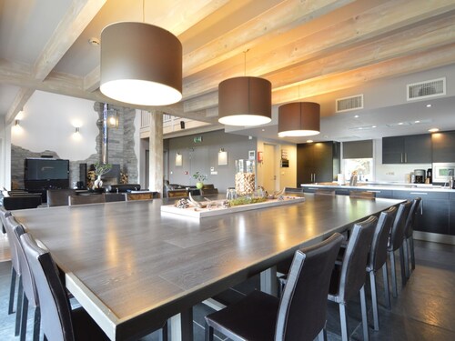 Luxurious Villa in Nadrin Belgium with Sauna & Hot Tub