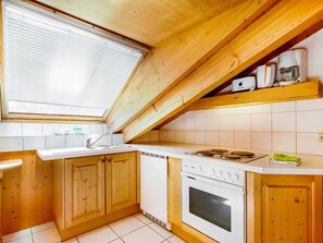 Apartment | Private kitchen | Highchair - Komfort in Schonau am Konigssee (Schoenau am Koenigssee)