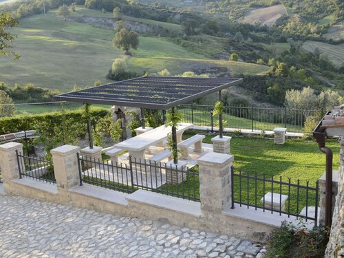 Apartment in Petrella Guidi With Garden Views