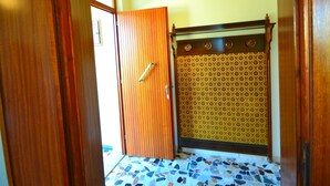 Reception - Modern Villa in Massa With Private Garden (Massa)