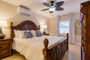1 bedroom, desk, iron/ironing board, free WiFi - Miami 305 Home. (Miami)