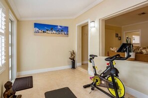 Fitness facility - Miami 305 Home. (Miami)
