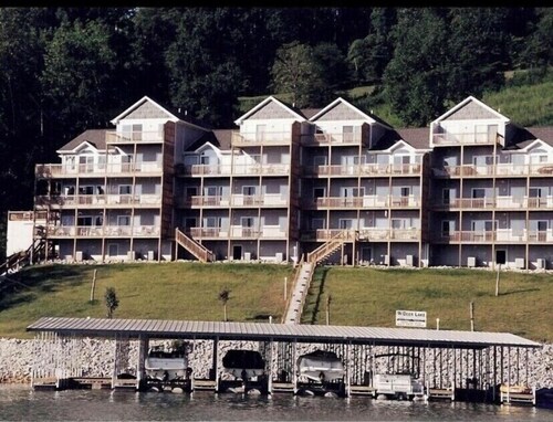 Eastern Sunrise Lower Deck