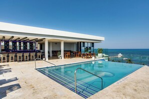 3 outdoor pools, open 8:00 AM to 8:00 PM, cabanas (surcharge) - Alaia Belize, Autograph Collection  (San Pedro)