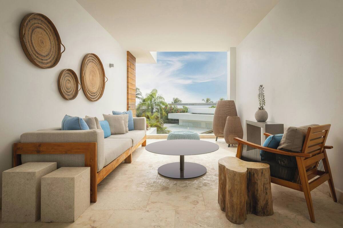 Suite, 1 Bedroom, Balcony, Resort View (Vista) | 埃及棉床单、高档床上用品、加厚床垫、客房内保险箱