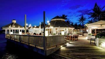 6 restaurants servant le dßner, spécialités Cuisine internationale