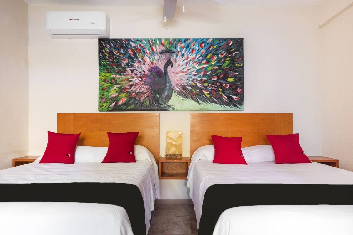 Comfort Suite, Garden View | Iron/ironing board (on request), WiFi (free), bed sheets