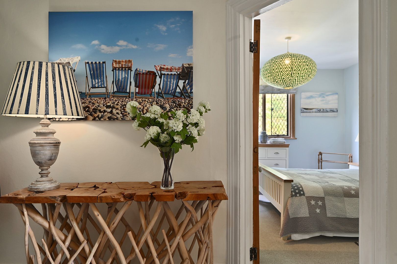 5 bedrooms, iron/ironing board, WiFi, bed sheets