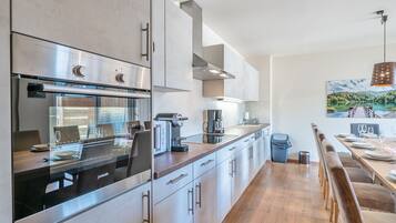 Apartment | Dapur peribadi | Kerusi tinggi