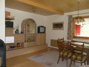 House | Living room - Cozy Holiday Home in Wolfsberg With Garden (Wolfsberg)