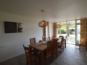 Dining - Beautiful Farmhouse in Baarschot Near Forest (Diessen)