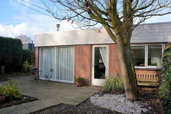 Bungalow | Exterior