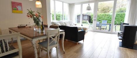 Bungalow | Oppholdsrom