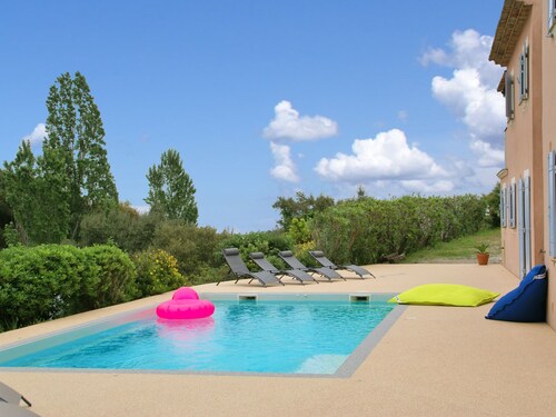 Luxury Villa With Private Swimming Pool in Var