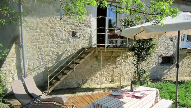 Balcony - Gã®te Le Syrah With Swimming Pool in a 250 Year-old Winery (Fayssac)