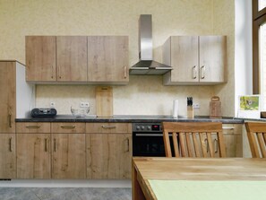 Apartment | Private kitchen - Flat in Furstenwald Near Berlin Forest (Fürstenwalde/Spree)