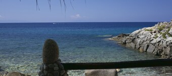 Mansion in Capo Vaticano by the Sea