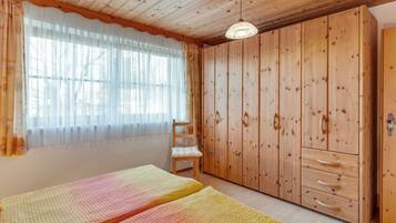 1 bedroom, individually furnished, bed sheets