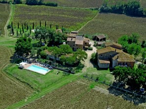 Hus | Pool | Utomhuspool