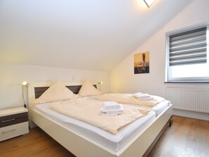 Apartment | 2 Schlafzimmer, individuell eingerichtet, Bettwäsche